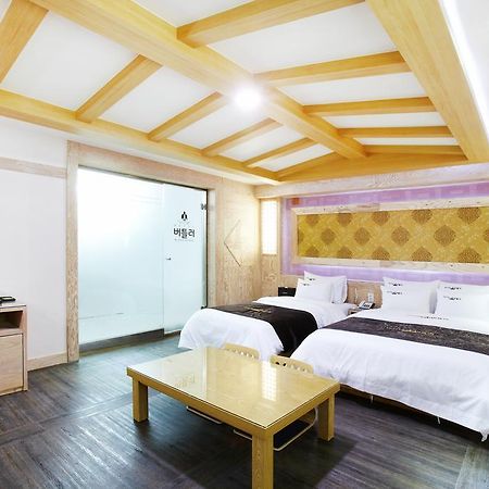 Hotel Butler Suwon Quarto foto