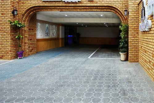 Hotel Butler Suwon Exterior foto